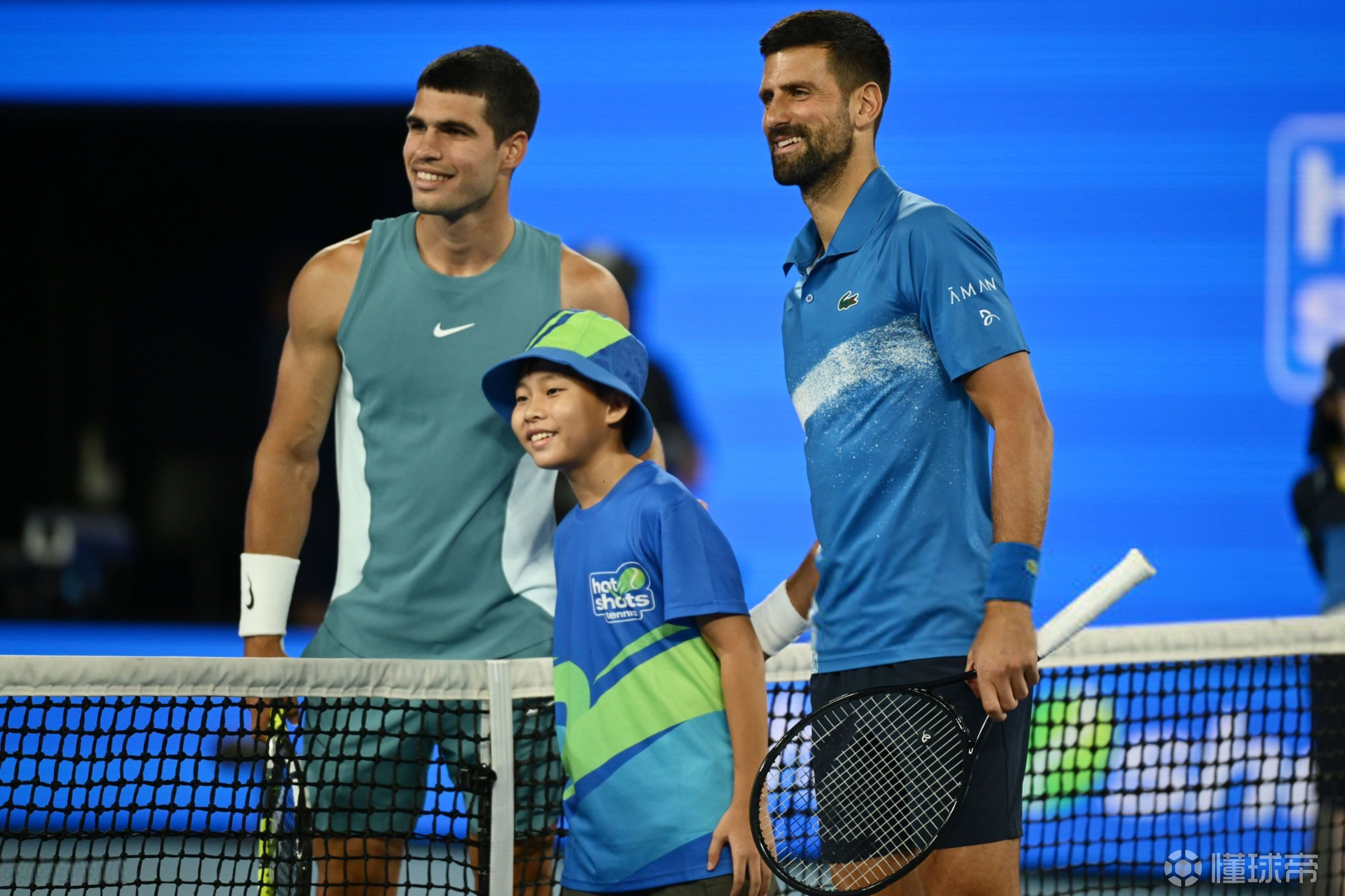 开云体育平台-德约科维奇意外战胜德国队，重返赛场引爆全场！上演精彩一战(德约科维奇享受比赛)