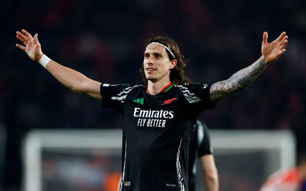 开云登录入口-埃因霍温发布备战花絮，转会期止住颓势，法国杯任务艰巨，临场指挥获称赞的简单介绍