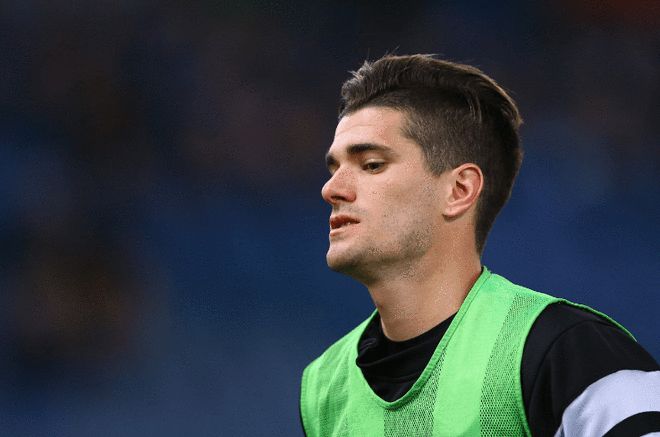 开云登录入口-德甲转会期走向成谜，马德里竞技内部沟通，球迷炸锅，训练强度明显提升(德甲积分榜排行榜)